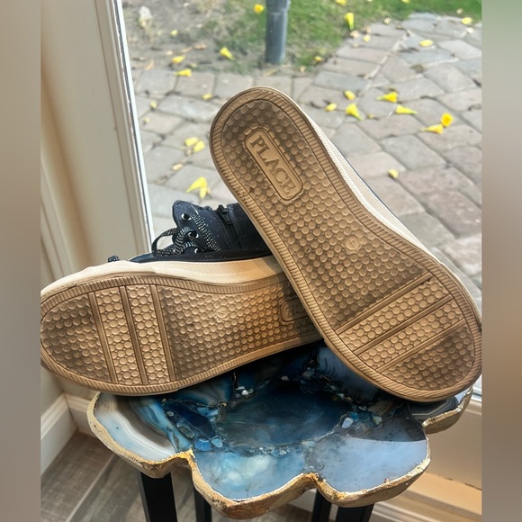 Angel 👼 wing high-top denim tennis shoes for girls Size 4 - Picture 4 of 5